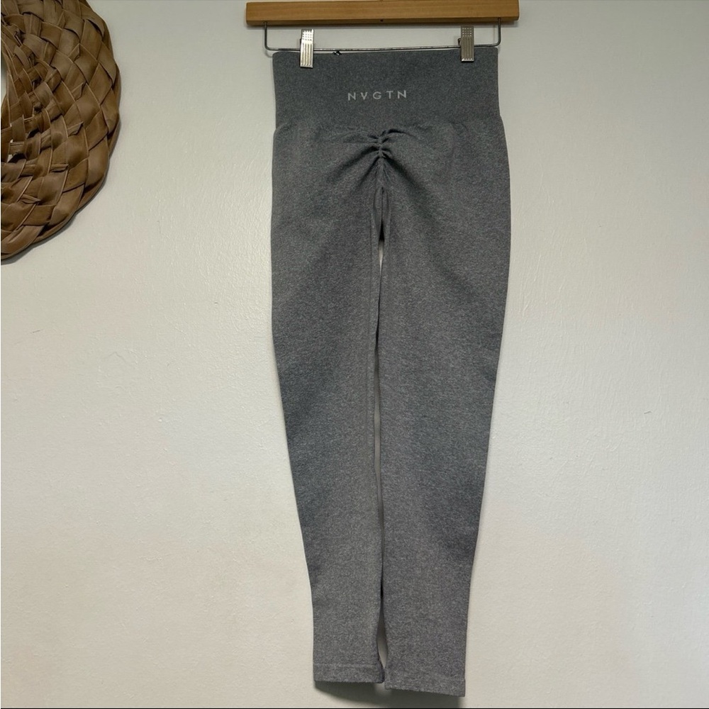 NWOT NVGTN Gray Scrunch Leggings XS